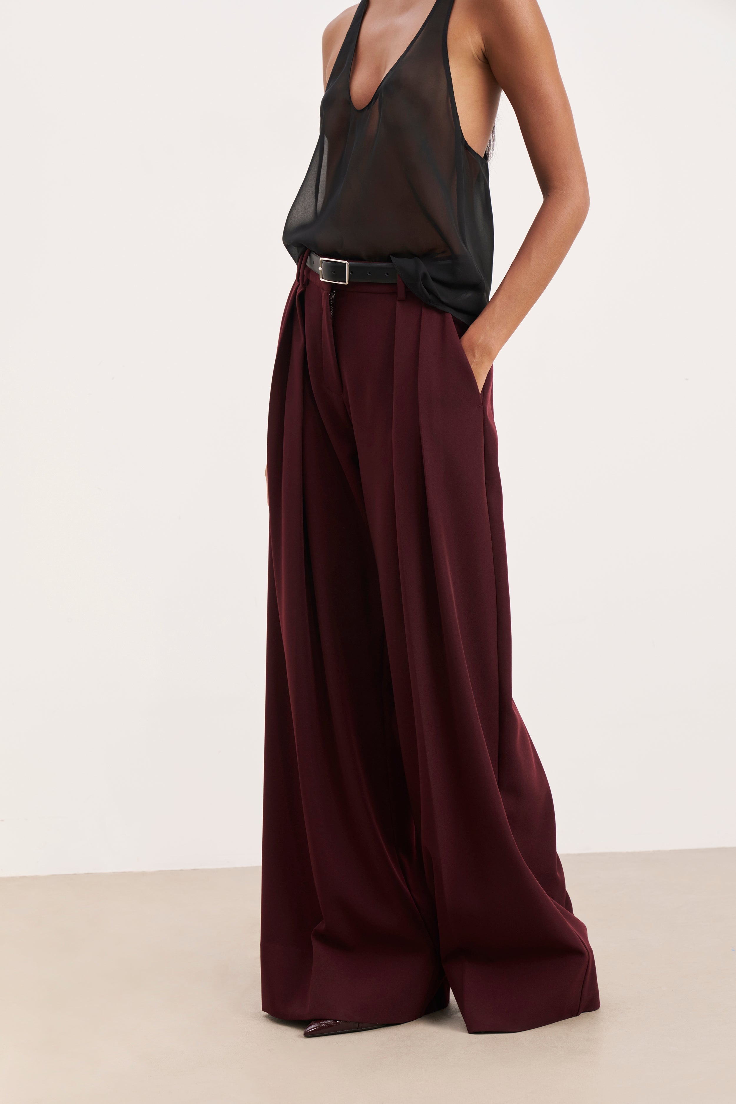 Pleated Ultra Wide Leg Trousers - Mulberry