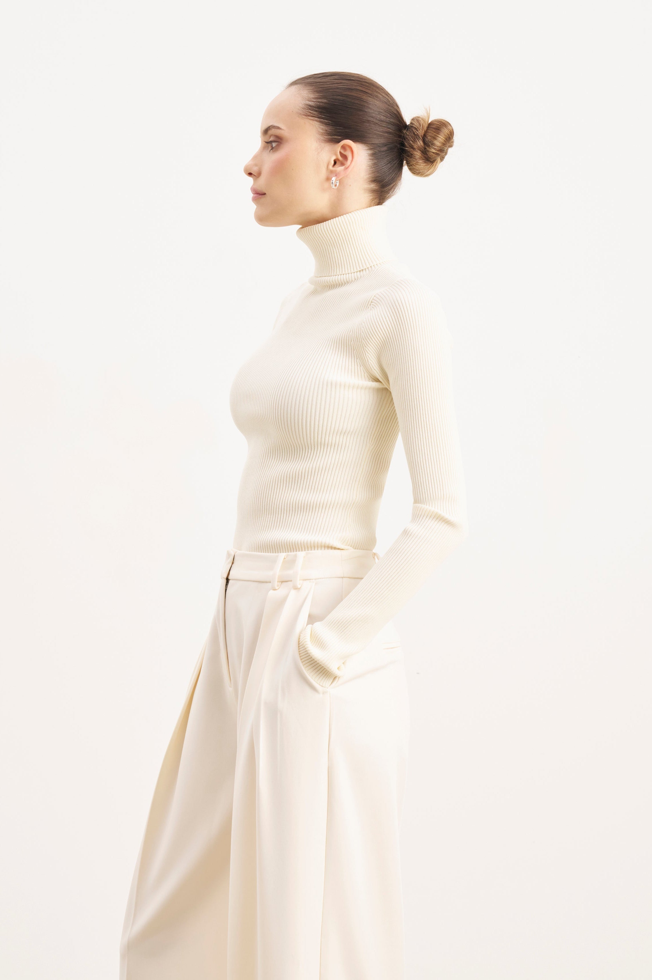 Ribbed Knit Turtleneck Jumper - Cream