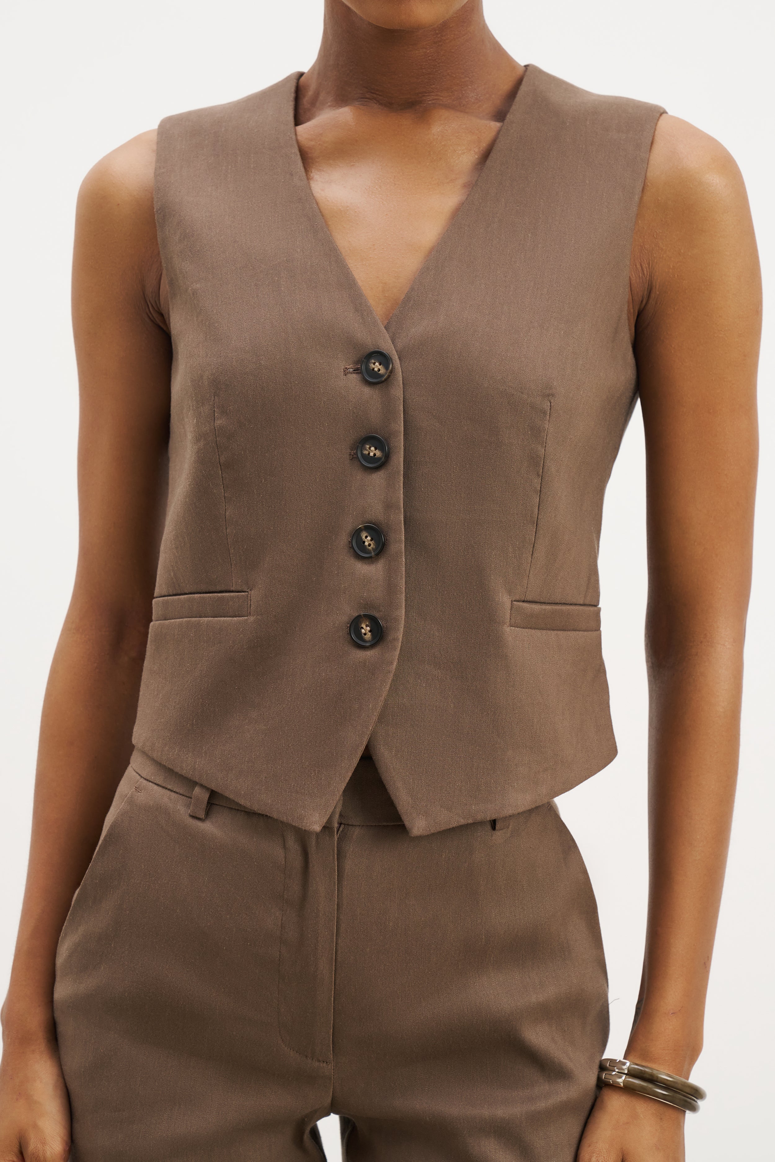 Straight Cut Linen Waistcoat - Truffle