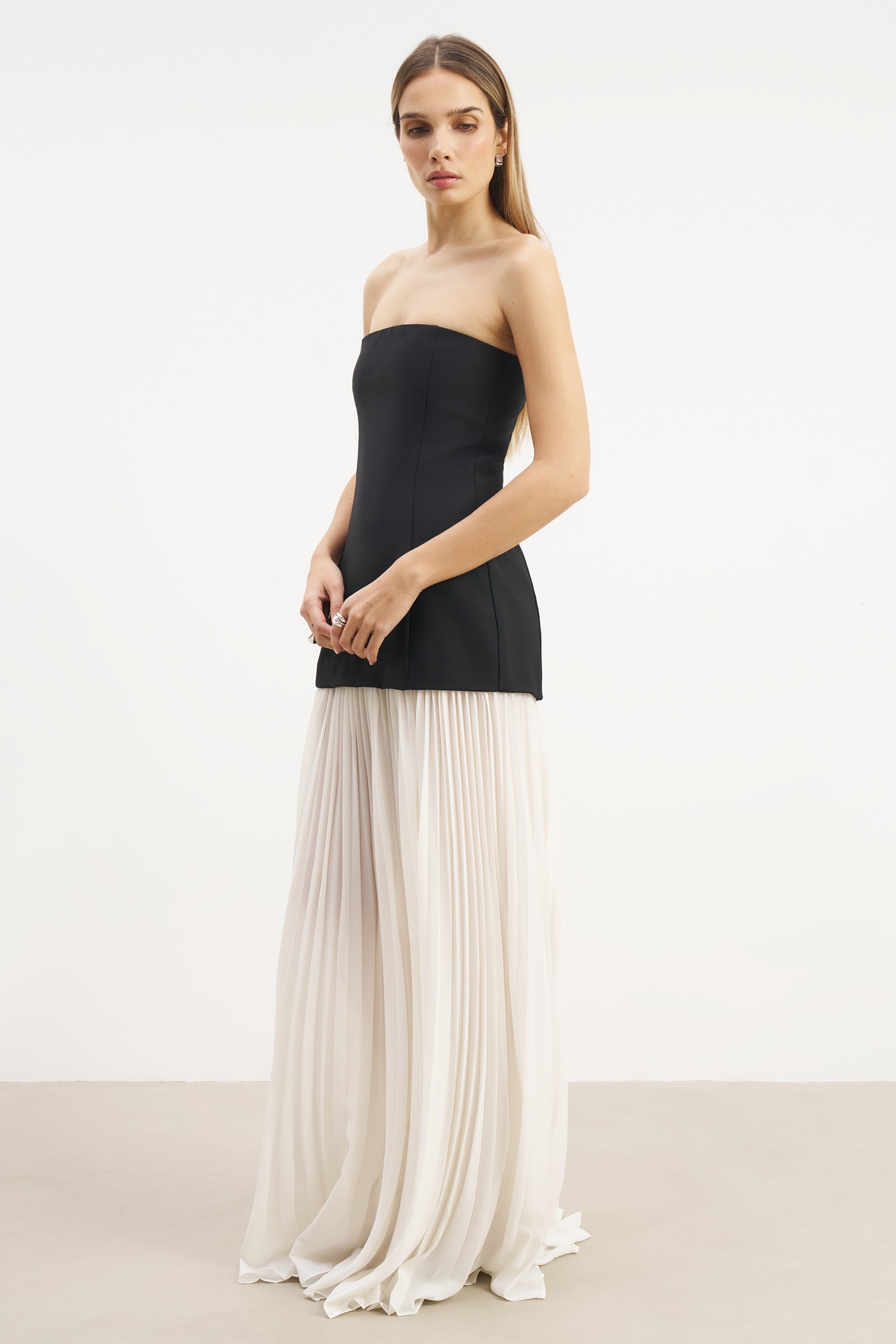 Structured Bodice Gown - Black/Cream
