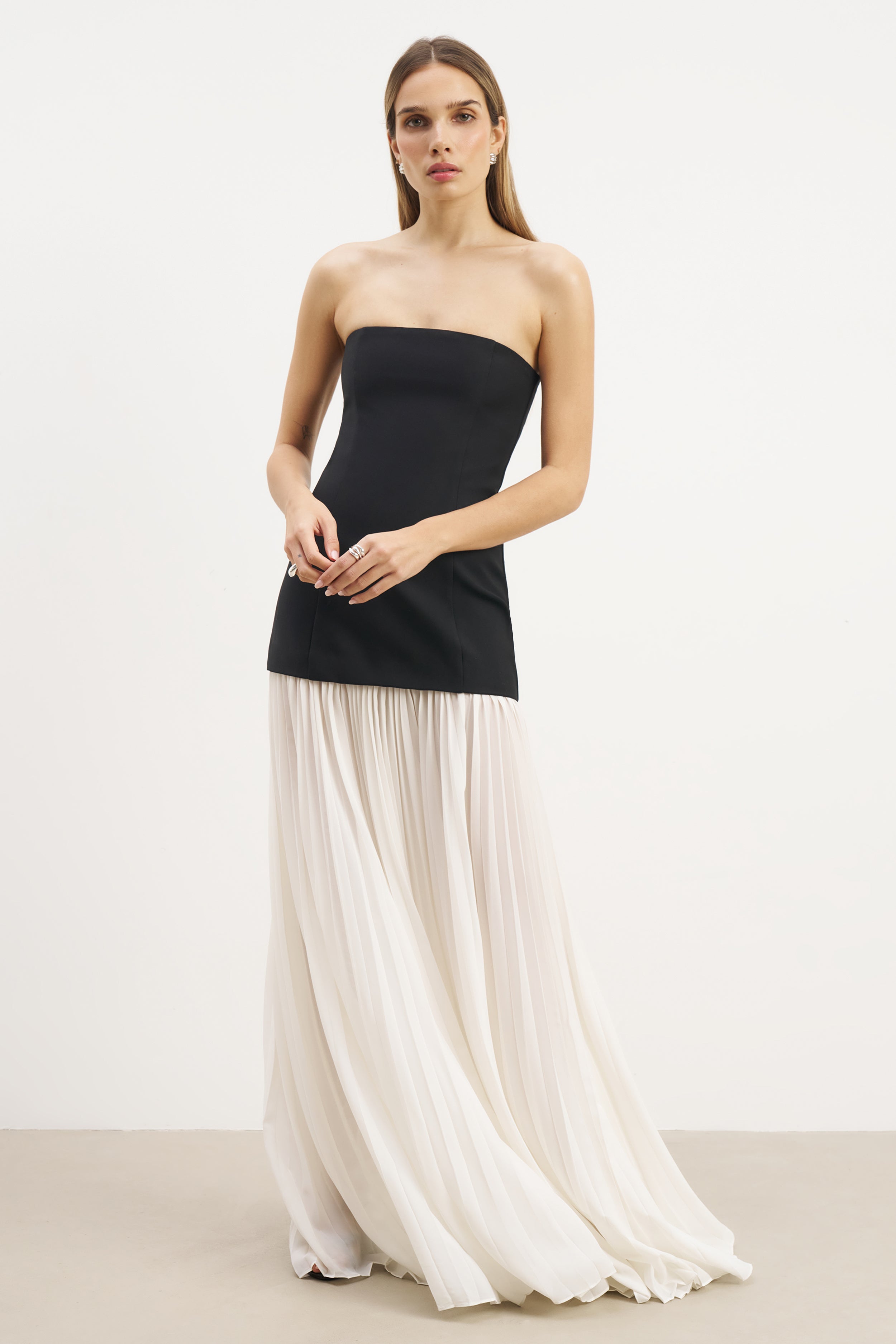 Structured Bodice Gown - Black/Cream