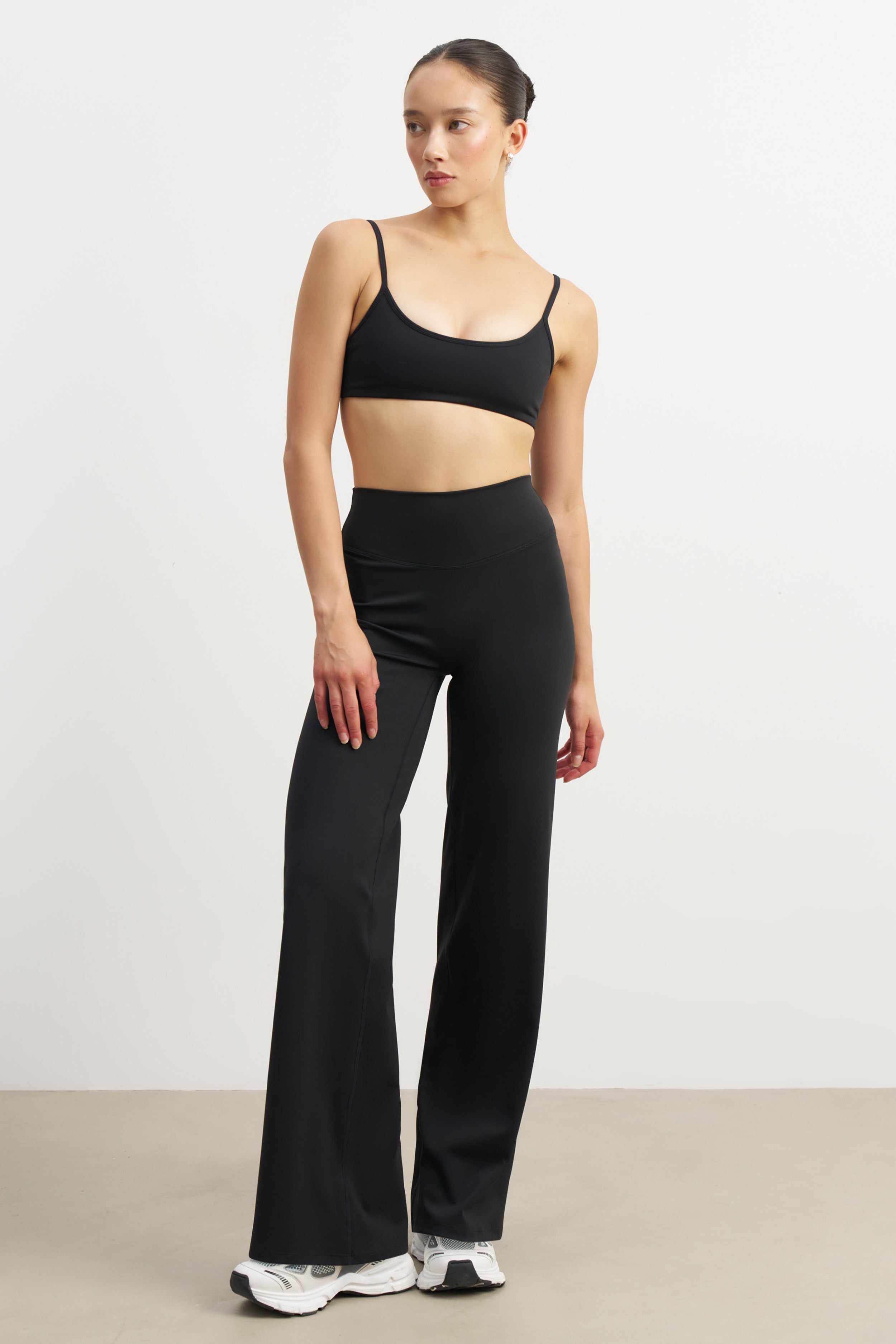 Base Sculpting Wide Leg Trousers - Black