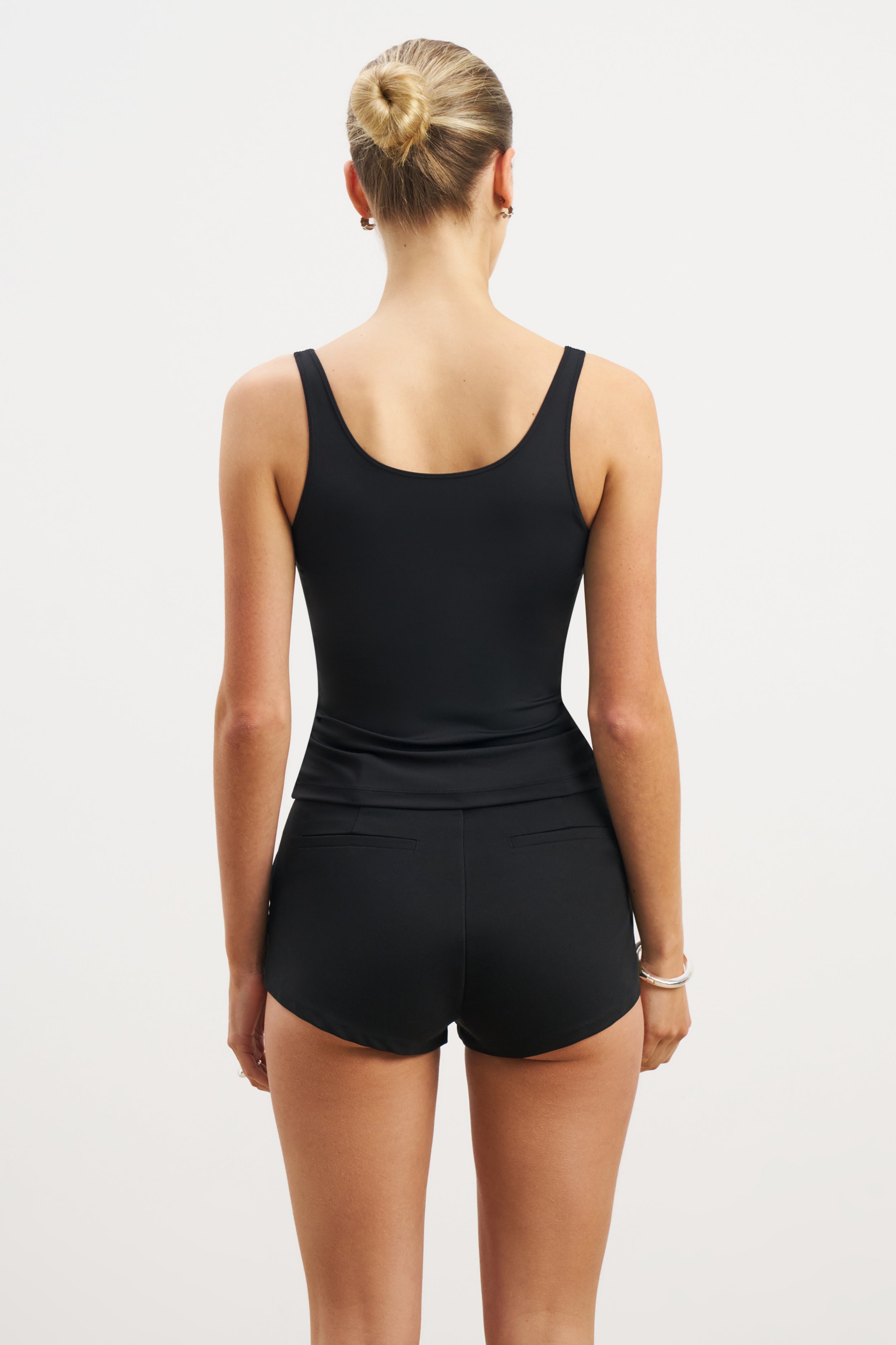 Scoop Neck Tank Top - Black