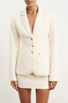 Single Breasted Cinched Waist Blazer - Cream
