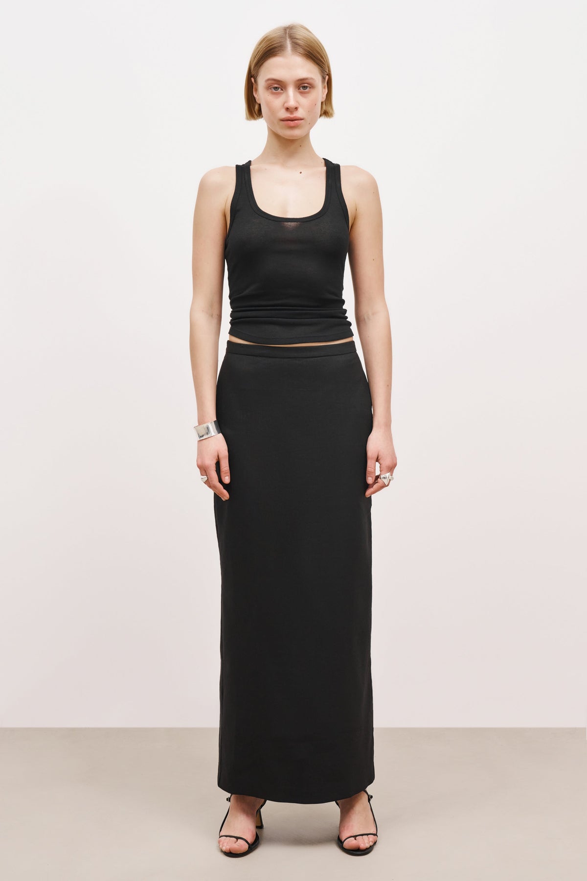 Mid Rise Linen Maxi Skirt - Black