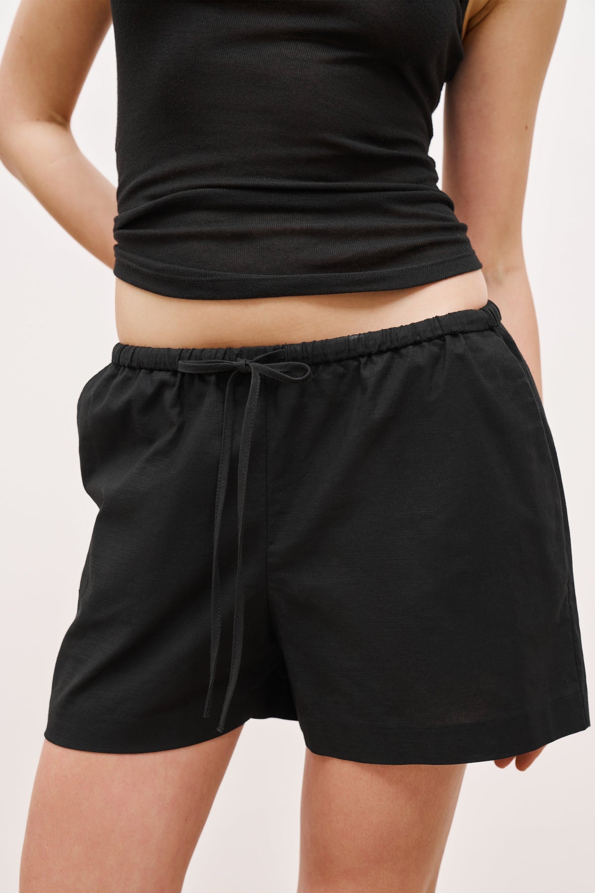Linen Drawstring Shorts - Black
