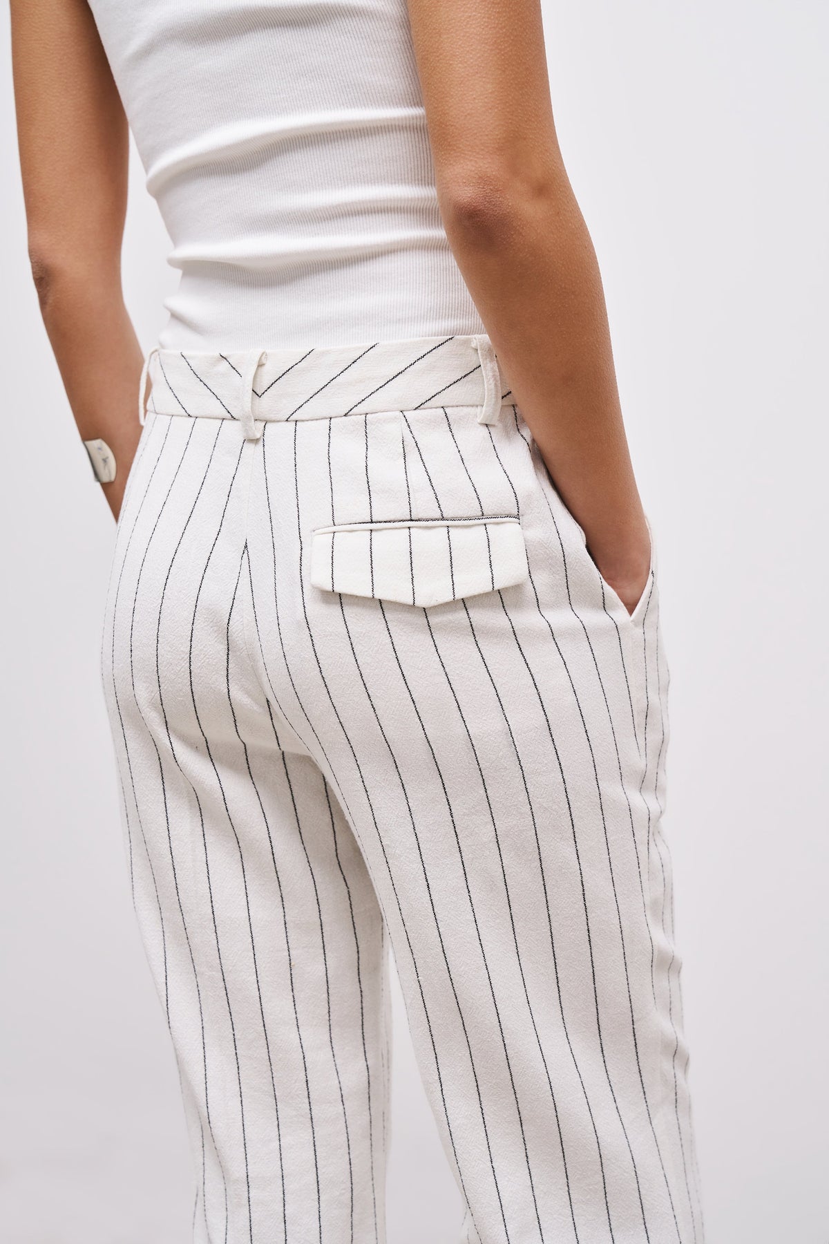Tailored Linen Trousers - Cream/Black