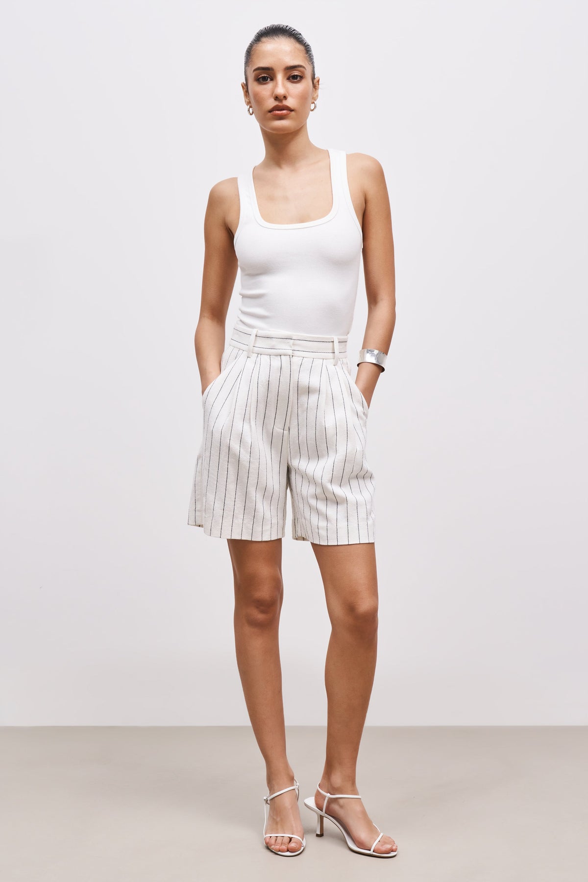 Tailored Linen Longline Shorts - Cream/Black