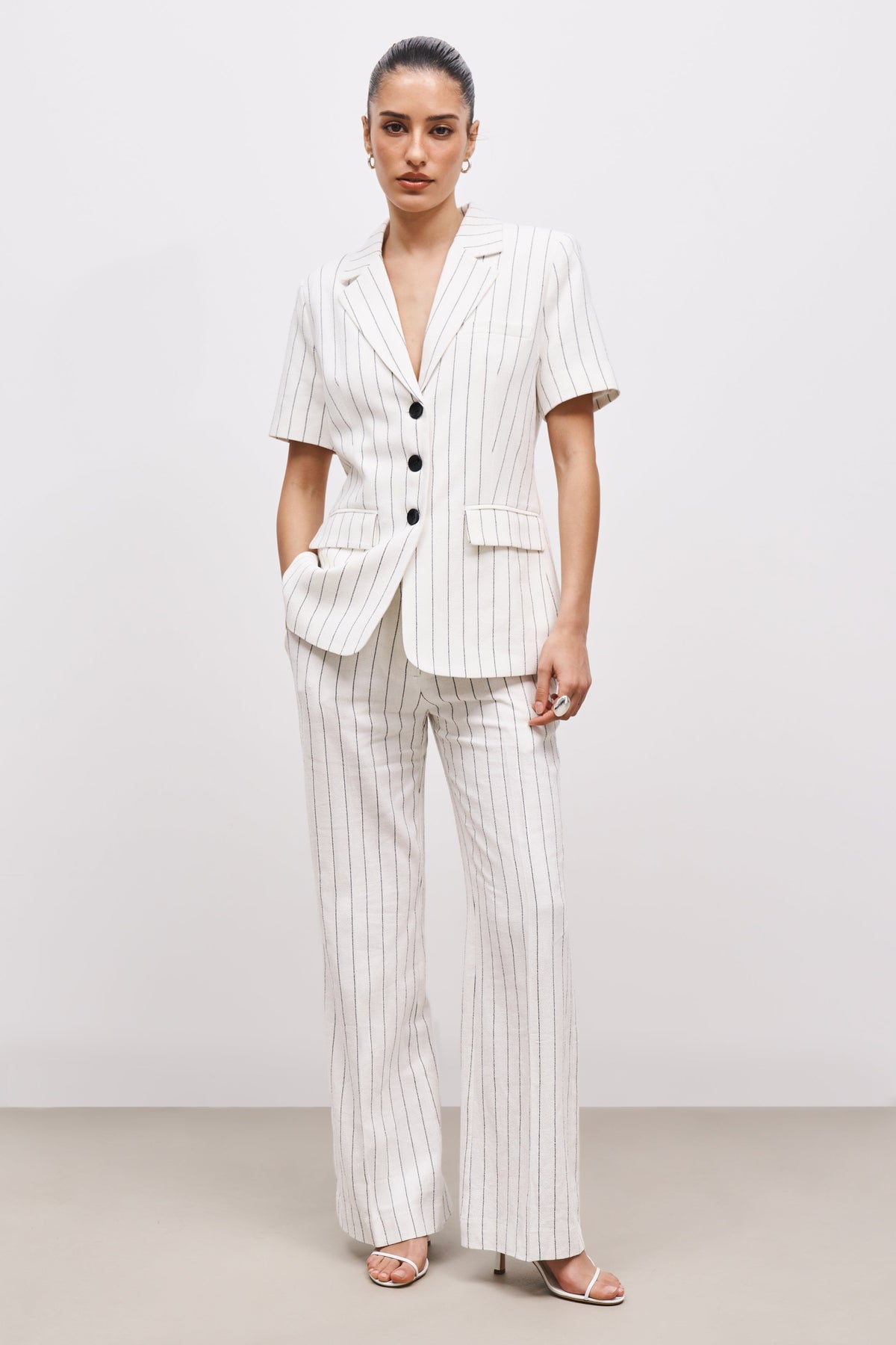 Linen Tailored Short Sleeve Blazer - Cream/Black