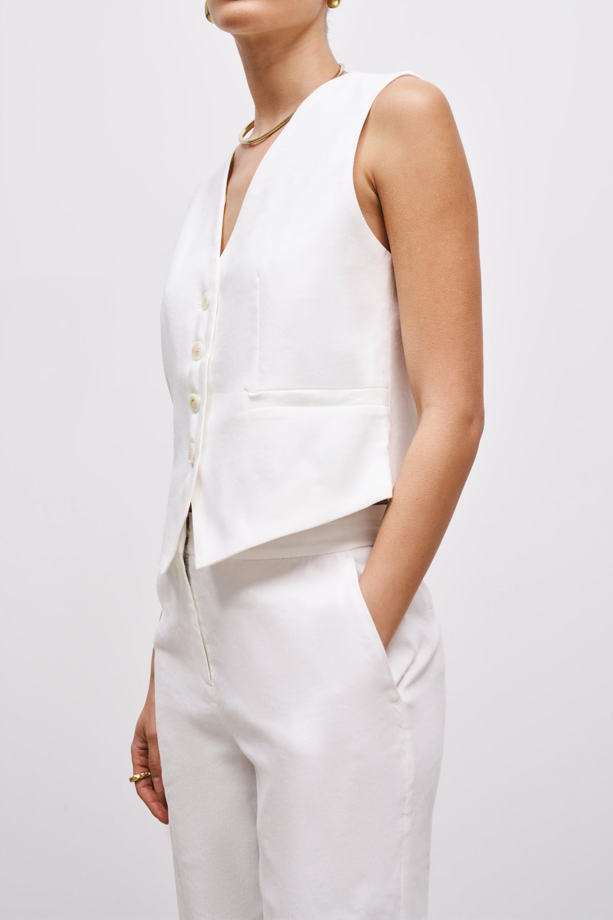 Straight Cut Linen Waistcoat - White