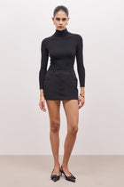 Mid Rise Effortless Mini Skirt - Black