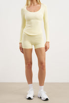 Base Sculpting Shorts - Buttermilk