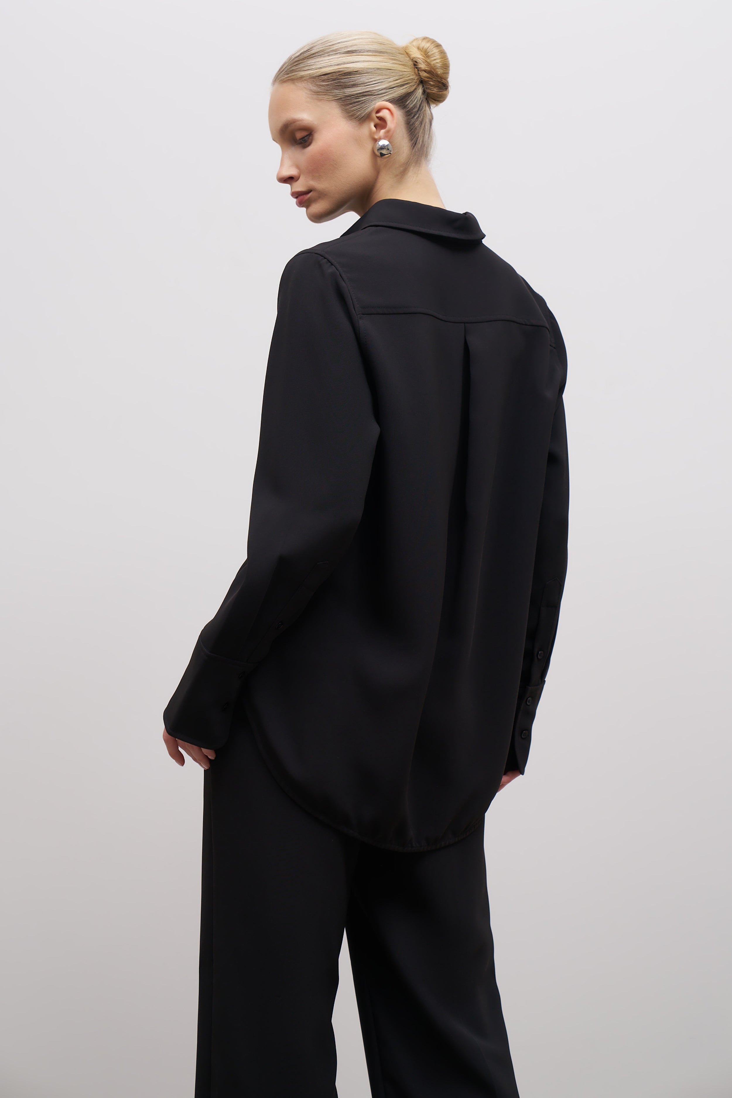 Effortless Oversized Shirt - Black