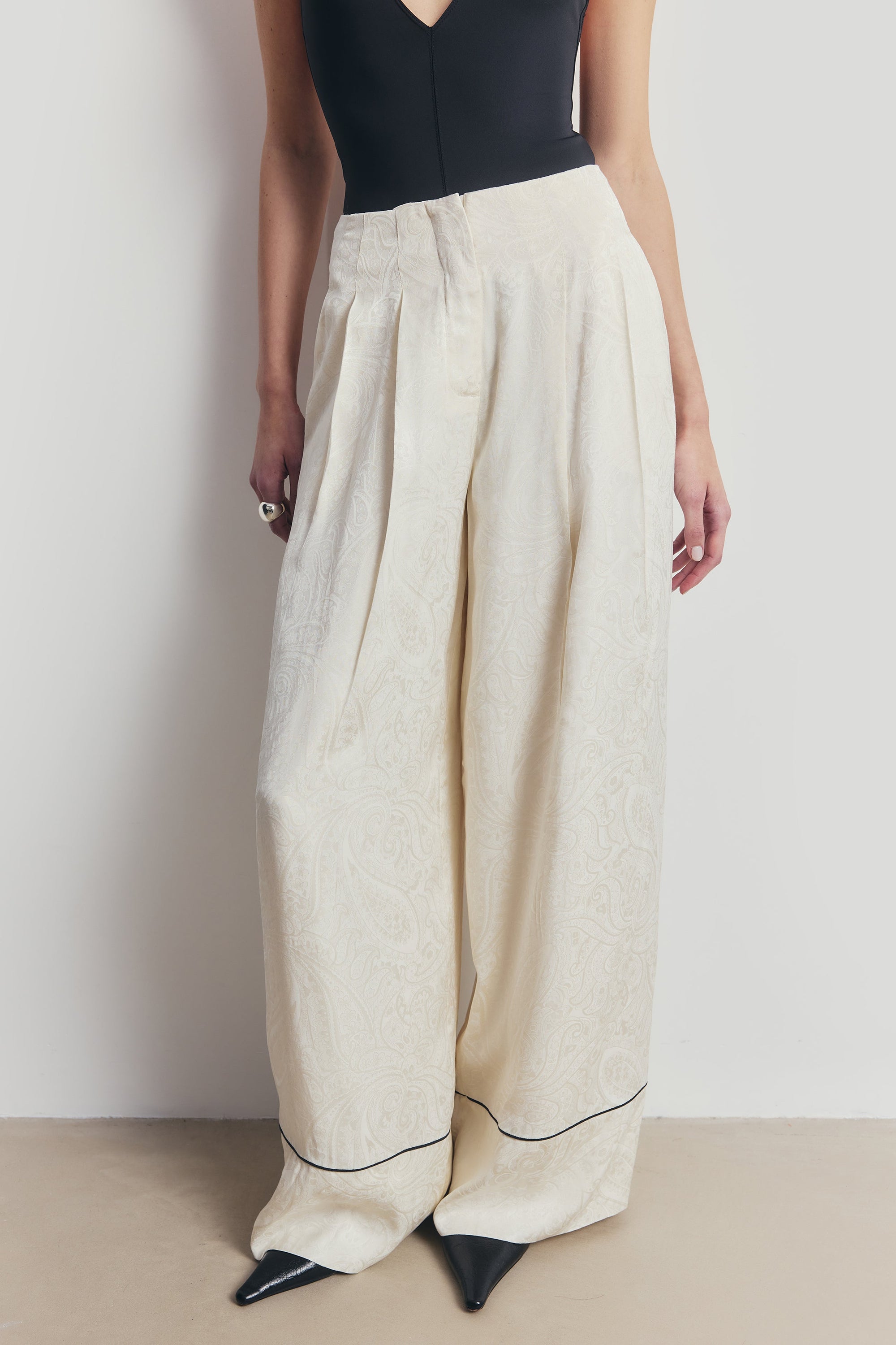 Pleated Jacquard Wide Leg Trousers - Cream