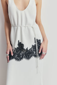 Lace Hem Scoop Neck Longline Top - White