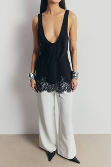 Lace Hem Scoop Neck Longline Top - Black