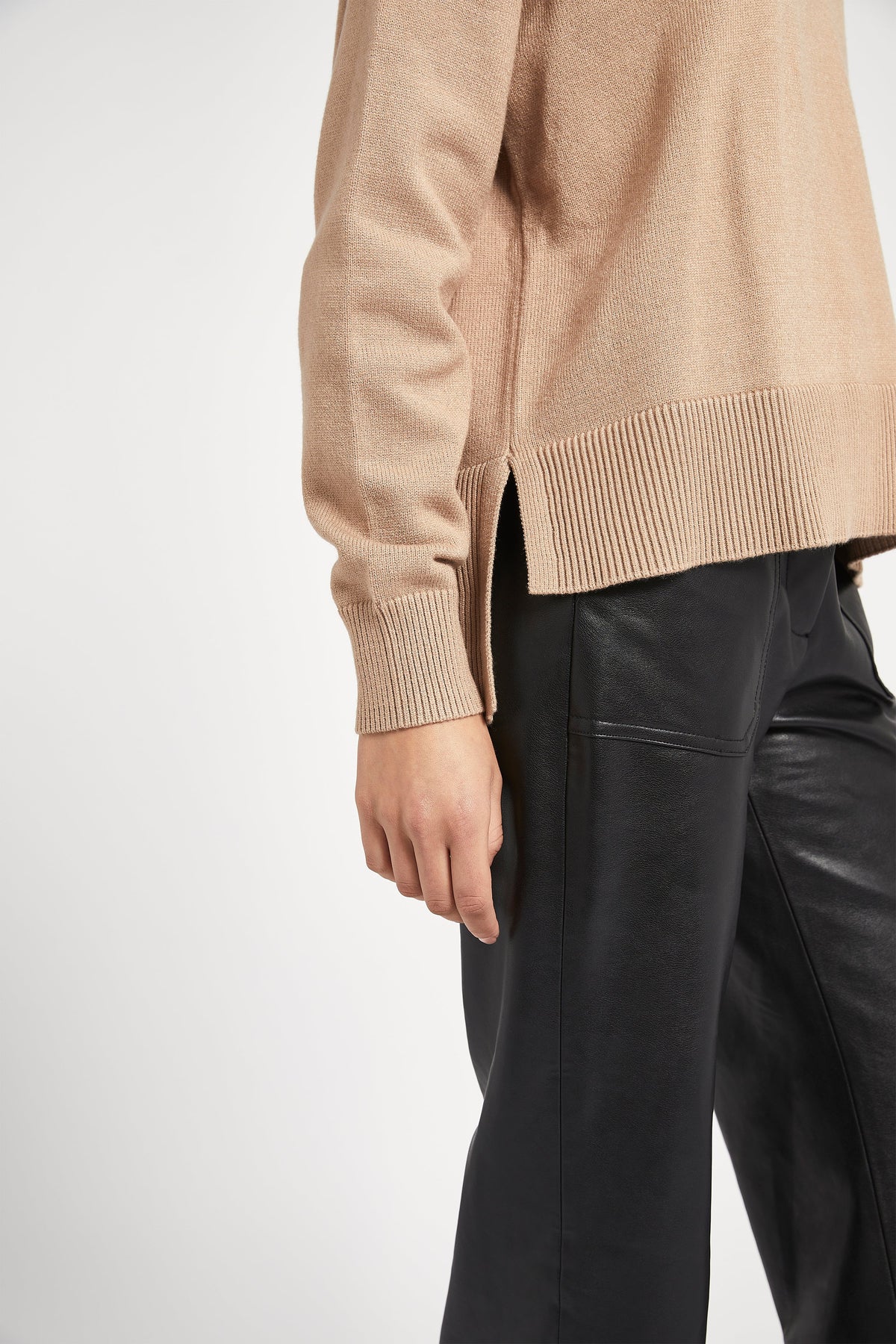 Relaxed Dropped Shoulder Jumper - Taupe