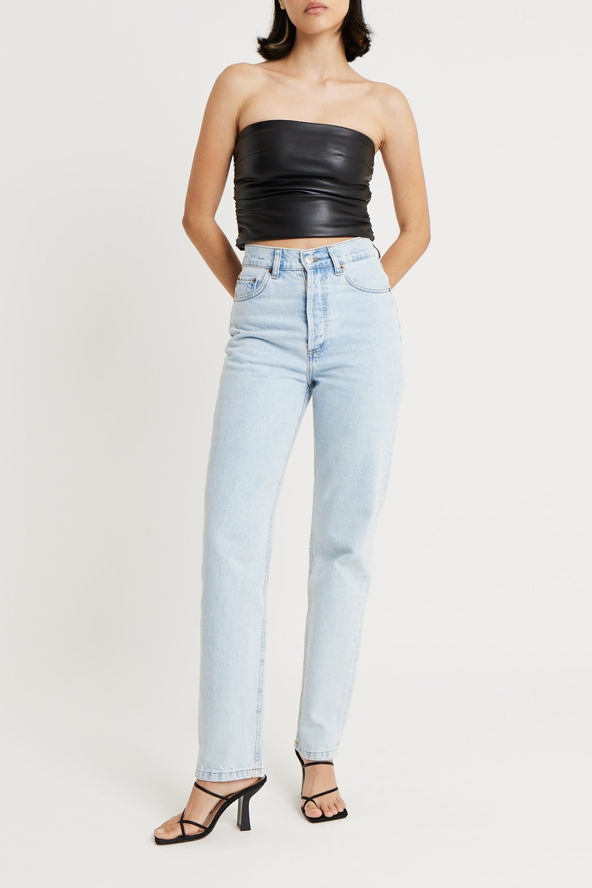 Straight Leg Jeans - Light Blue